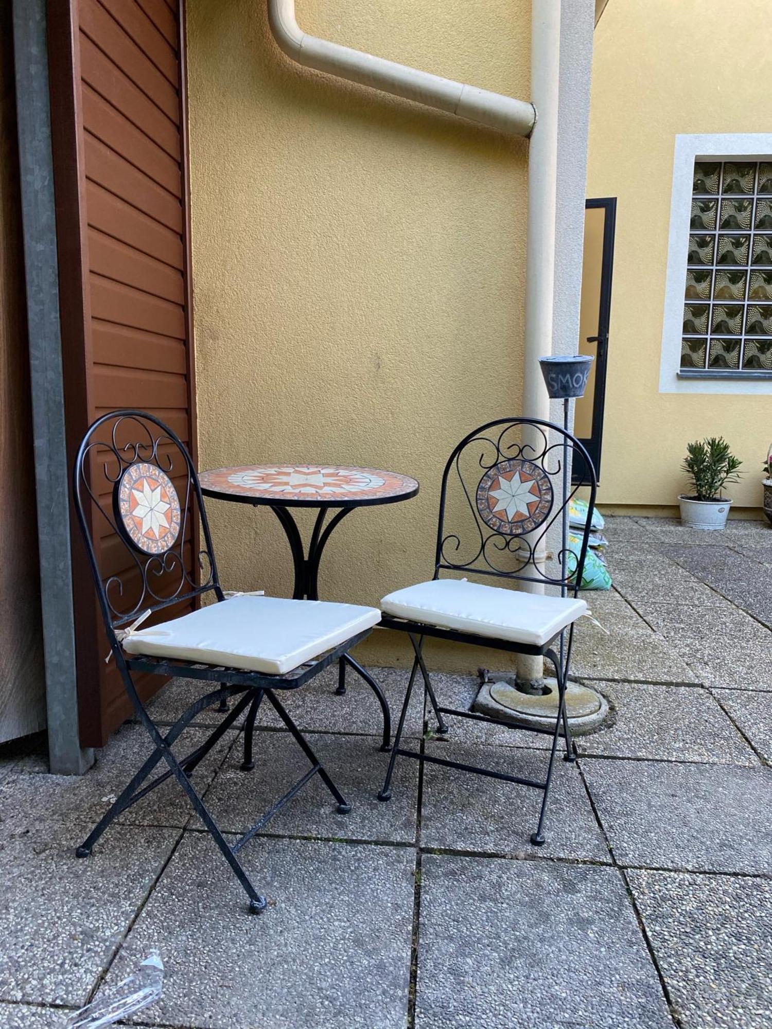 ALTSTADT-APARTMENTS Bad Radkersburg - Ihr Zuhause auf Reisen Zimmer foto